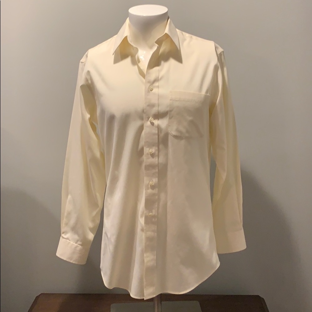 Jos A Bank Long Sleeve Dress Shirt